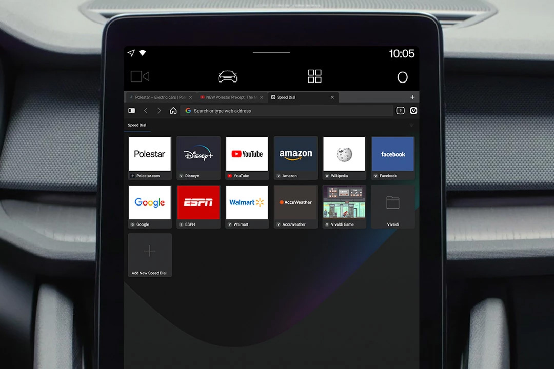 Vivaldi browser in a car