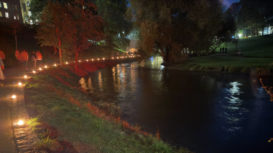 Akerselva light up with candle lights