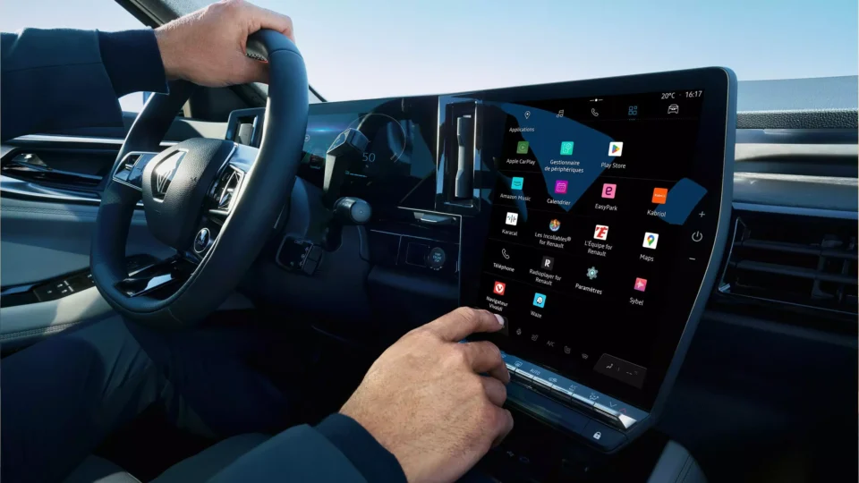 Vivaldi is now available in Android Automotive Google Play